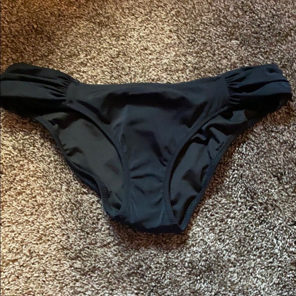 victoria secret bikini bottoms